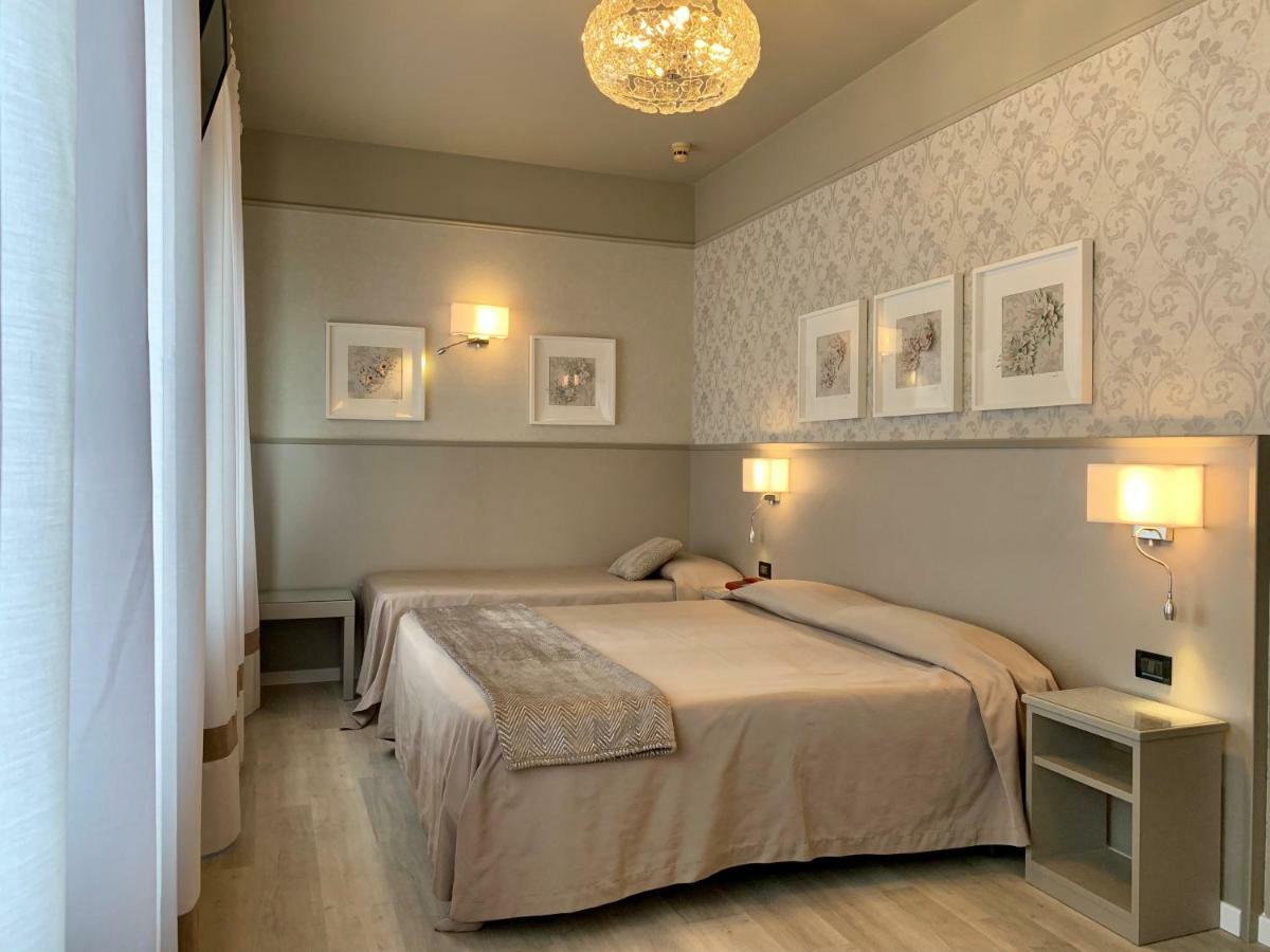 Hotel La Pace San Mauro Torinese Ngoại thất bức ảnh