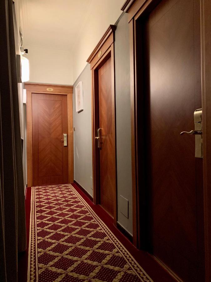 Hotel La Pace San Mauro Torinese Ngoại thất bức ảnh