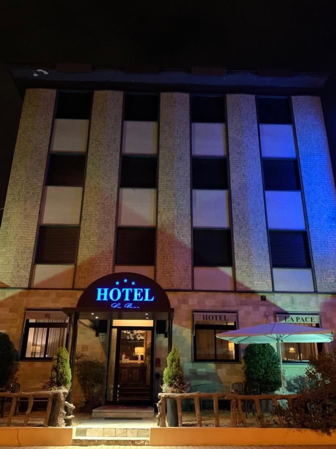 Hotel La Pace San Mauro Torinese Ngoại thất bức ảnh